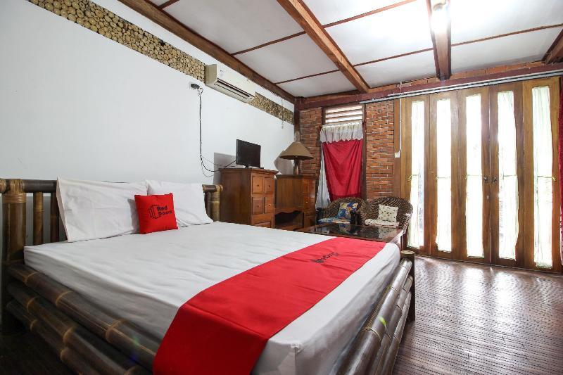 Reddoorz Near Rumah Sakit Wirosaban Salakan Eksteriør billede